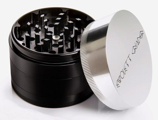 EWOLETT four piece herb grinder