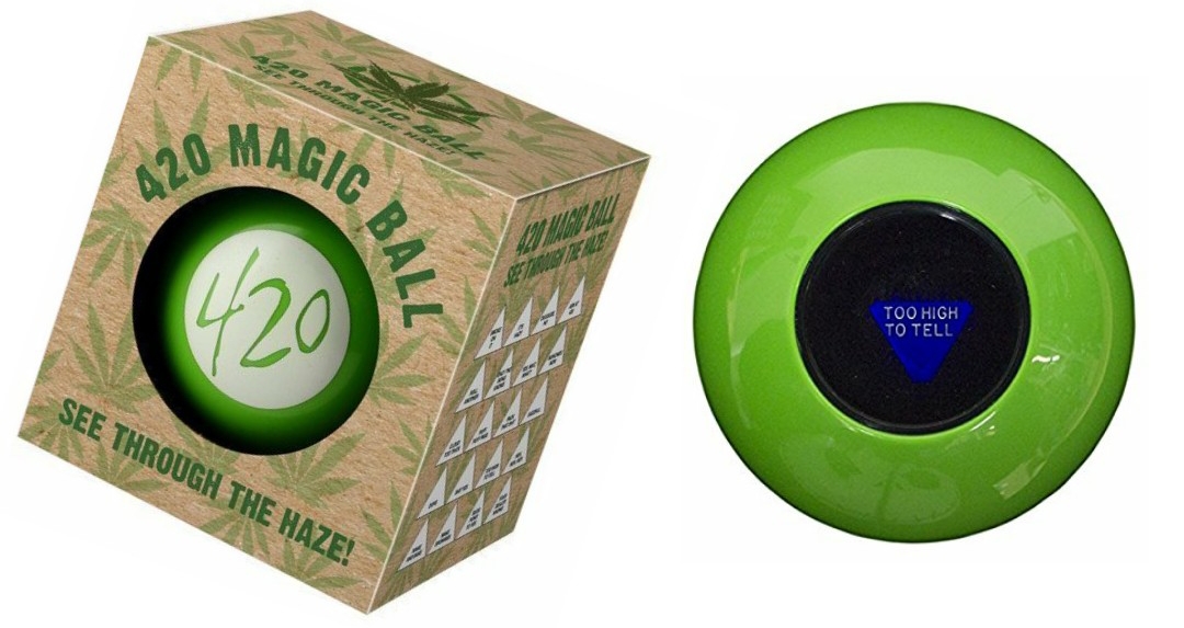  Island Dogs 420 Ball - Stoner Edition Magic Ball with Hilarious  Sayings, Lifestyle Gag Gift, Cannabis Culture Novelty Toy